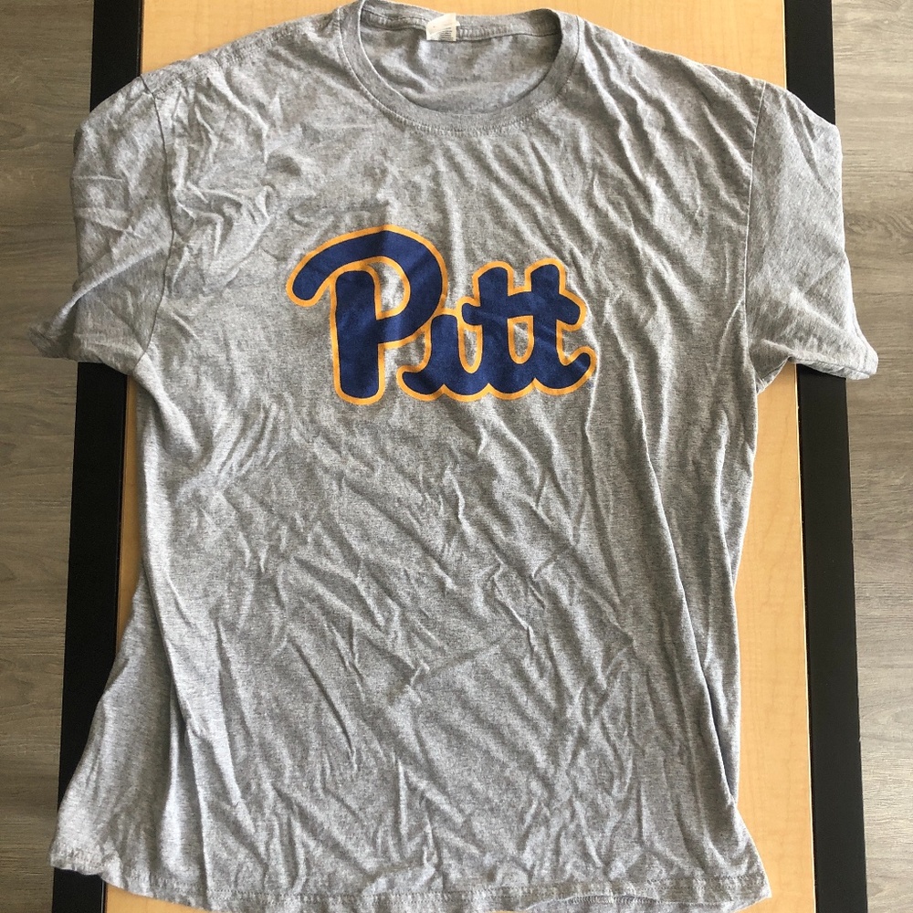 Pitt shirt large